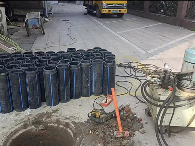 滨州PE置换管厂家 DN315置换管 非开挖管短管置换